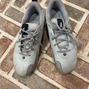 Nike Alpha Huarache Keystone Boys Baseball Cleats | Size 6Y | Gray